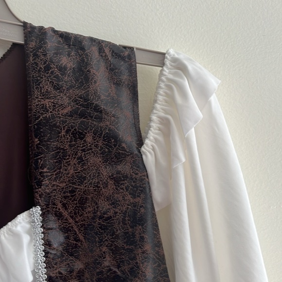 Pirate costume, Pirate Wench, Halloween costume, Ladies, Size XL - Picture 4 of 10